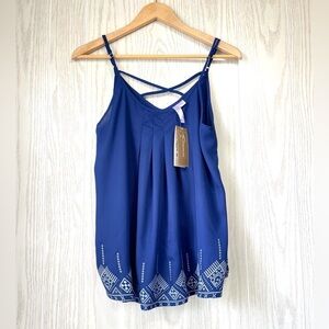 Alya Blue Cami With an embroidered pattern by Francesca’s Size M NWT
